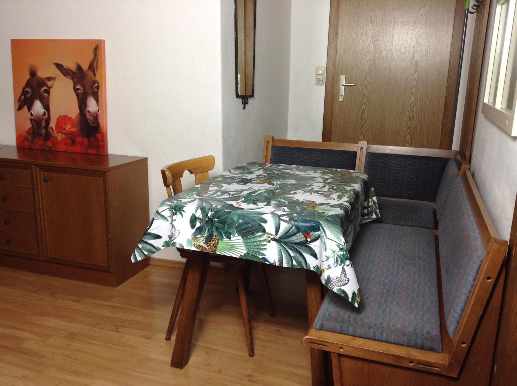 Apartment Gadenstaetter In Der City