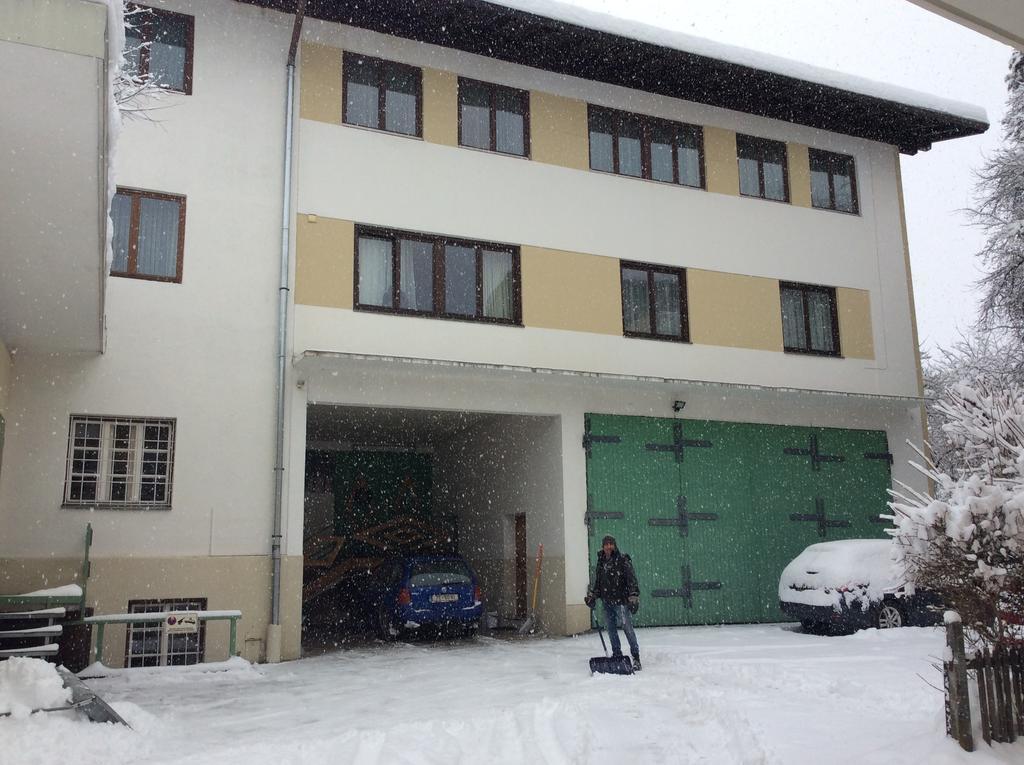 Apartment Gadenstaetter In Der City